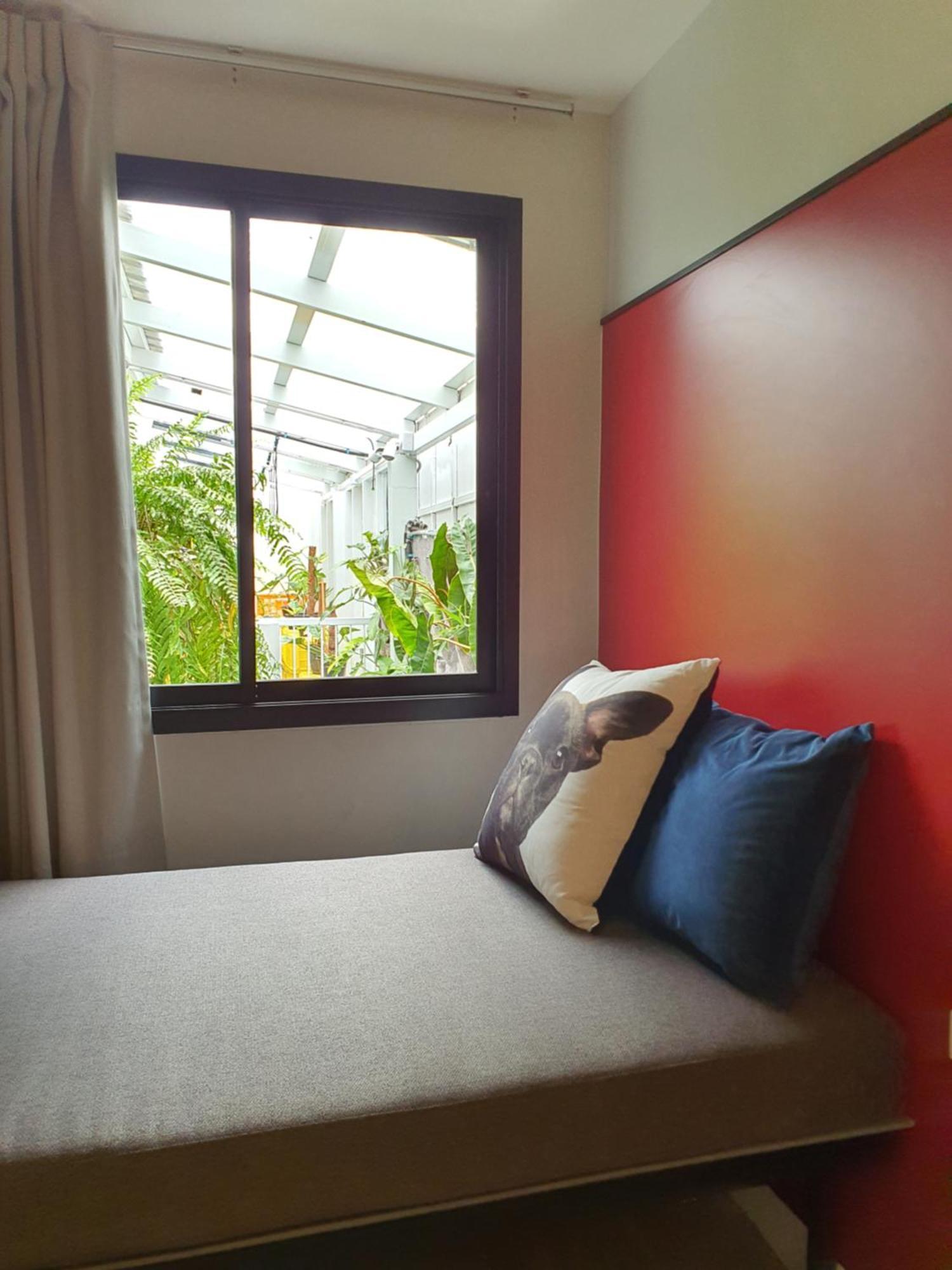 Roompini Bangkok Phòng bức ảnh